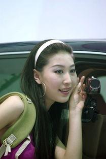 国产美女大量吞精视频